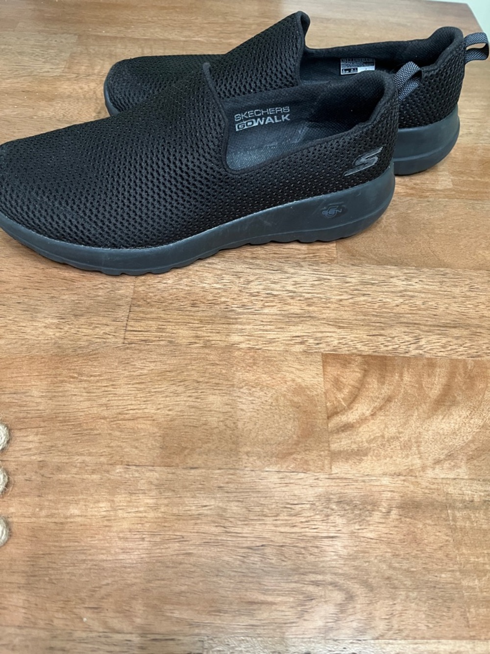 Skechers GOwalk Women's Slip-On Sneakers — Black